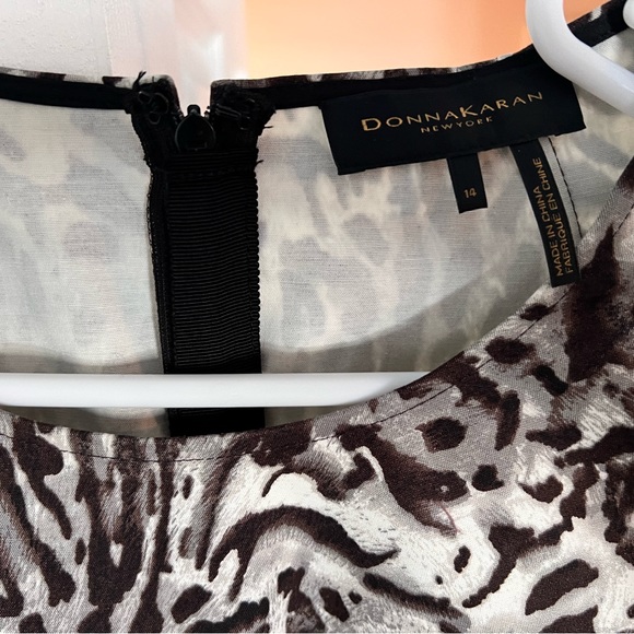 Donna Karan animal print top - Picture 2 of 3